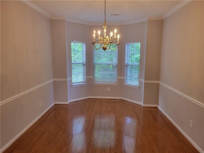 Building Photo - 310 Hulan Way