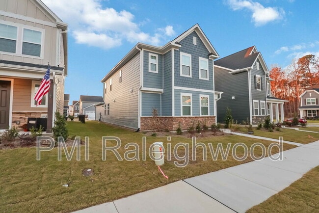 Building Photo - 304 Canyon Spring Trl