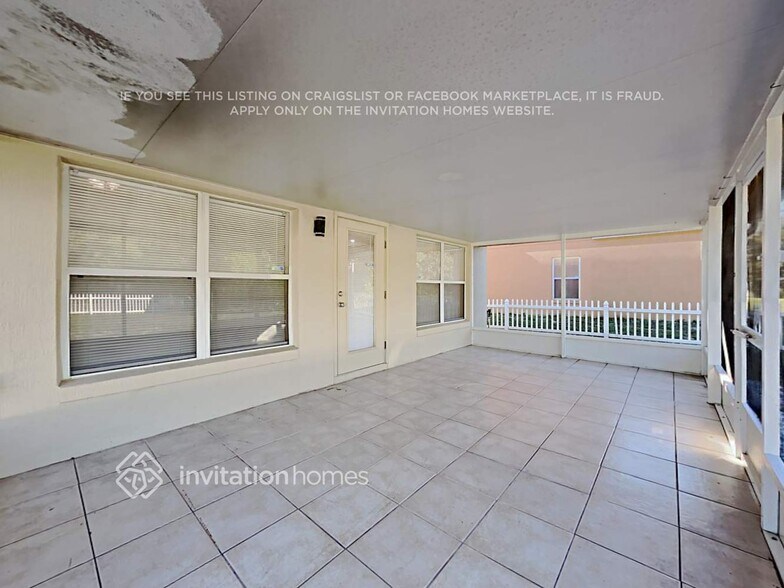 Building Photo - 340 Snook Way