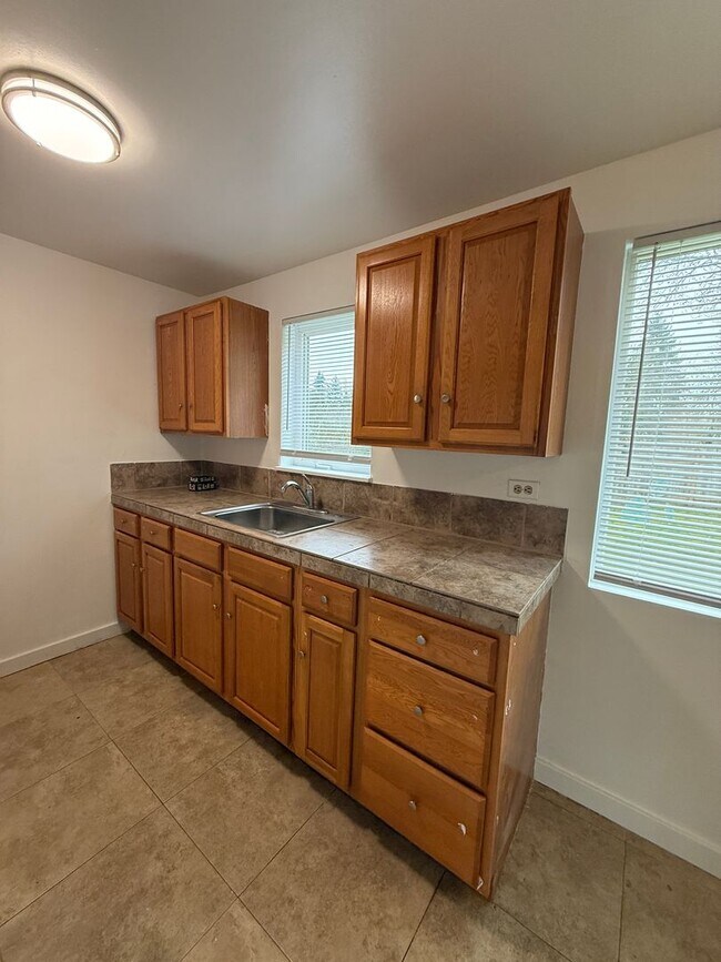 Building Photo - Houston 1536/1538