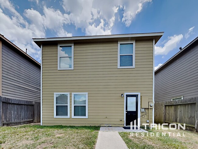 Building Photo - 11423 Carla St