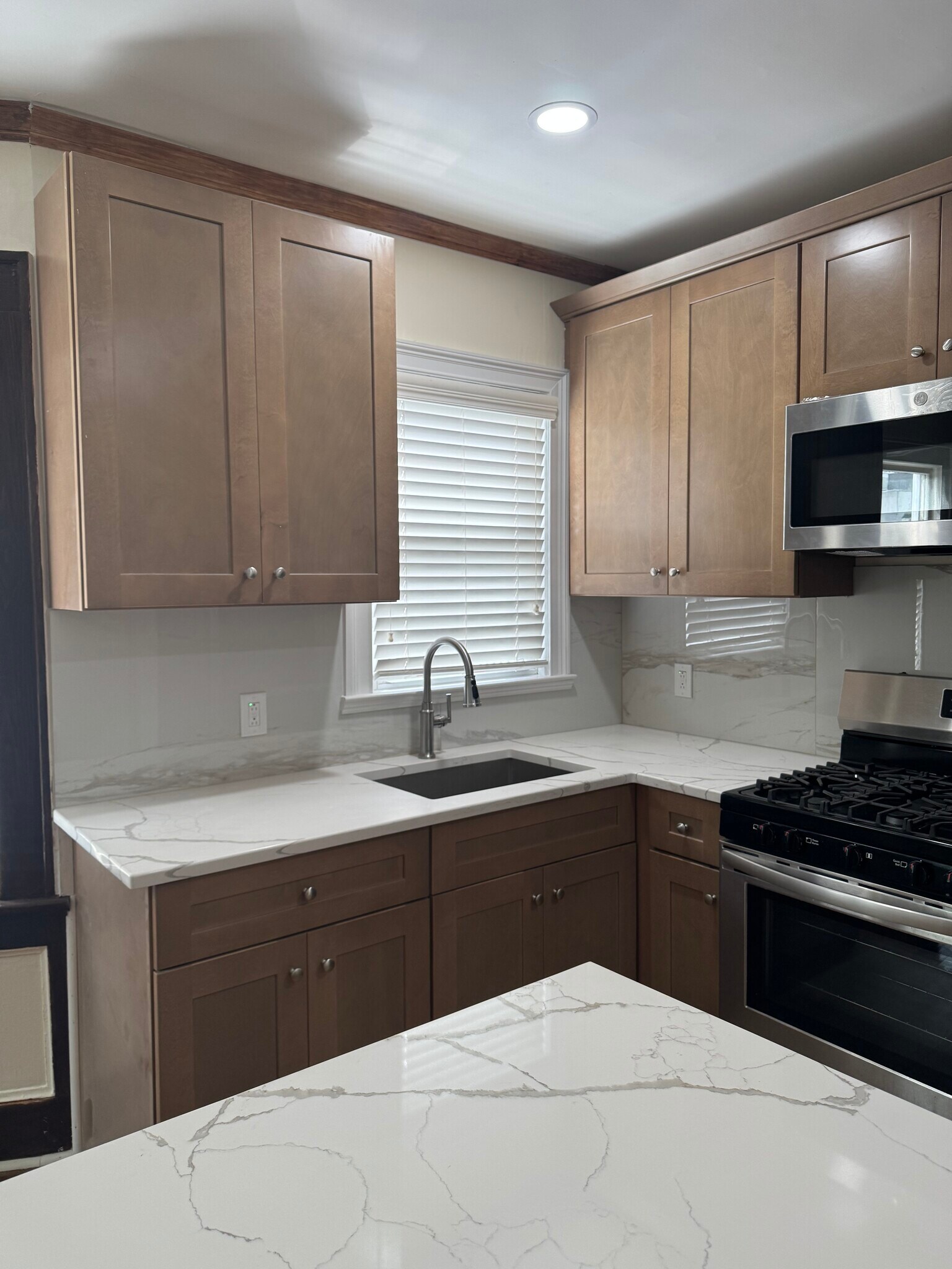 Building Photo - 102 Riggs Pl