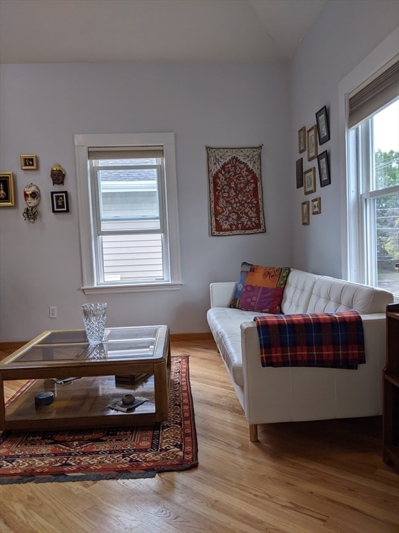 Building Photo - 184 White St