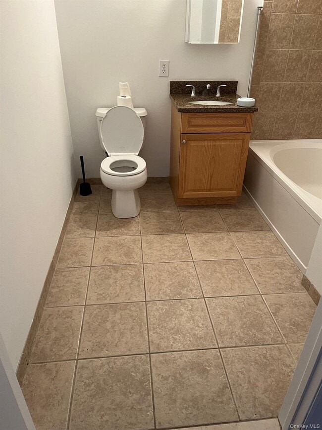 Building Photo - 45 Autumn Dr