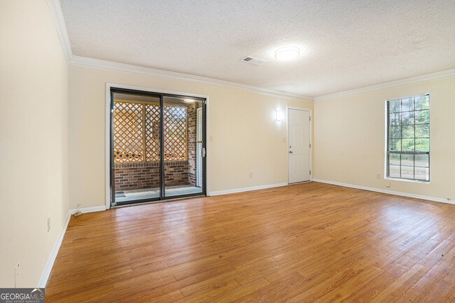 Building Photo - 3045 Sonya Ln