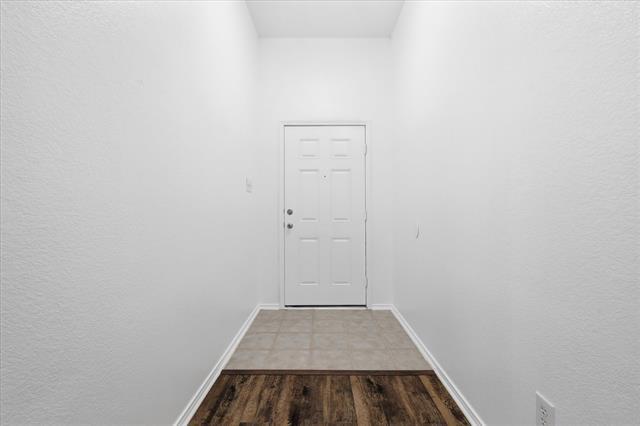 Building Photo - 2825 Saddlebred Trail