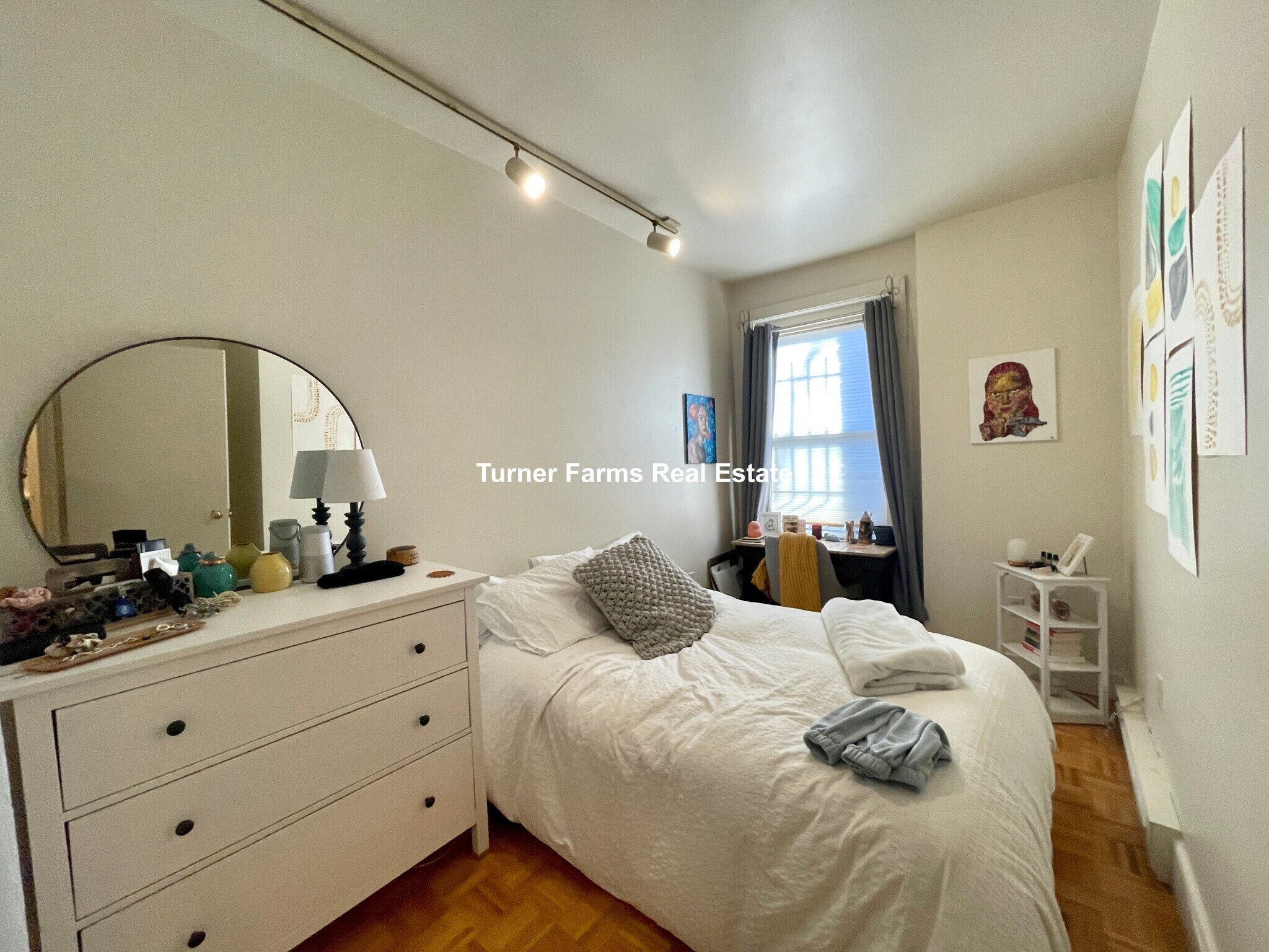 Building Photo - 616 Columbus Ave