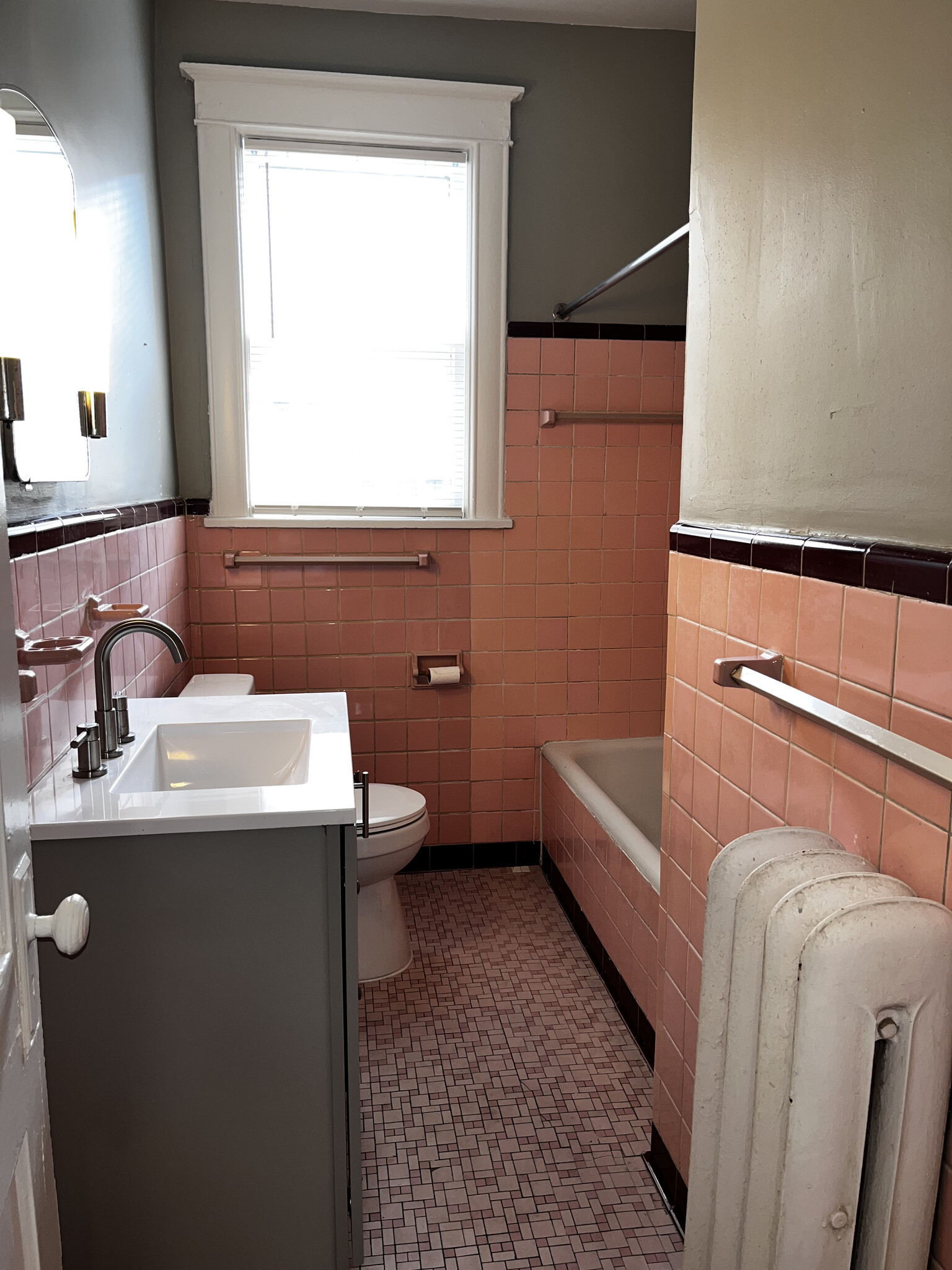 Bathroom - 1818 Tutwiler Ave