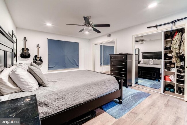 Building Photo - 6012 Westchester Park Dr