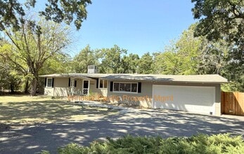Building Photo - Sprawling Westside Walnut Creek Ranch Home...