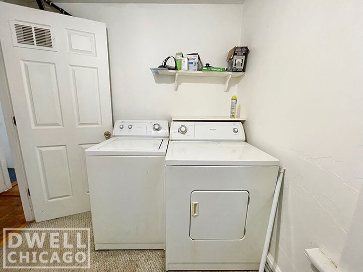 Building Photo - 1809 W Wabansia Ave