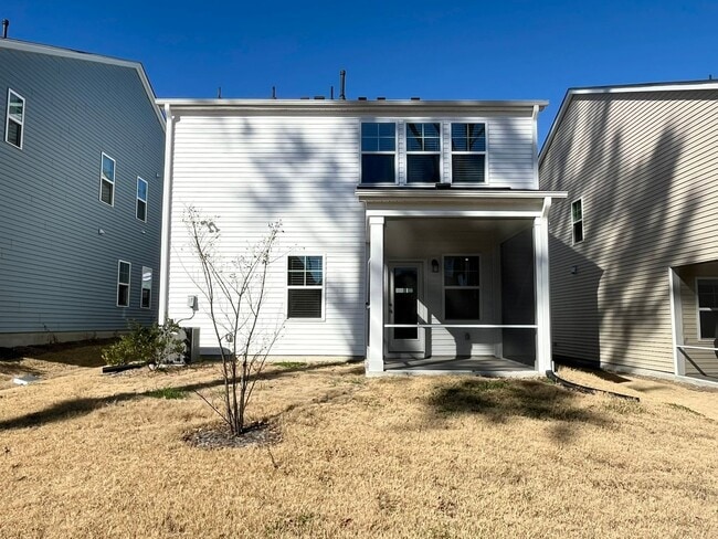 Building Photo - Stunning 4BD, 3BA Durham Home within Close Proximity to RDU Airport, Brier Creek, and Downtown Du...