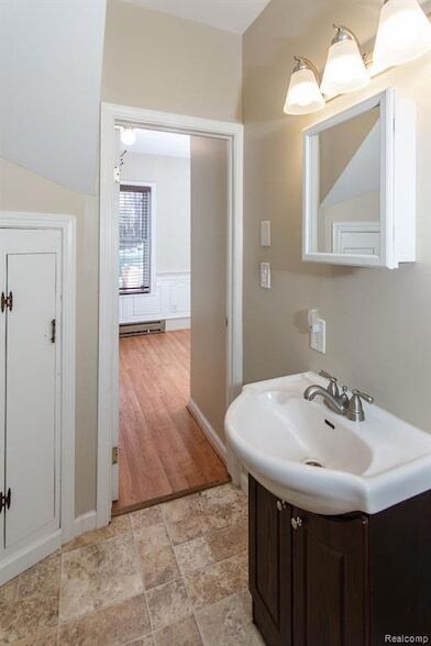 Building Photo - 9798 Mcgregor Rd