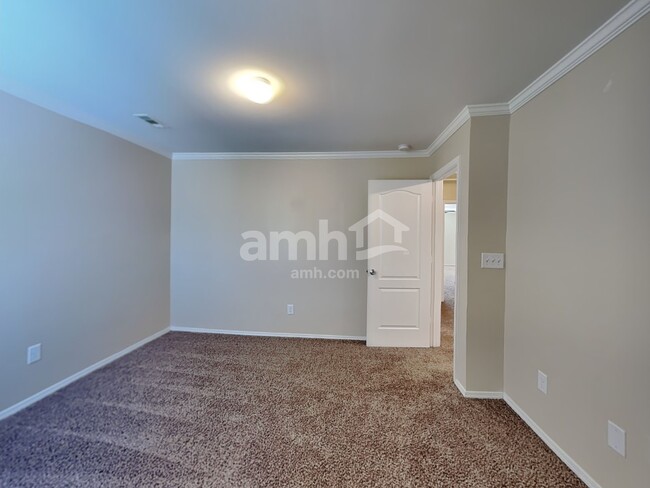 Building Photo - 14124 Holly Springs Dr