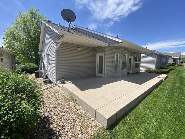 Building Photo - 5259 W 9th St Dr