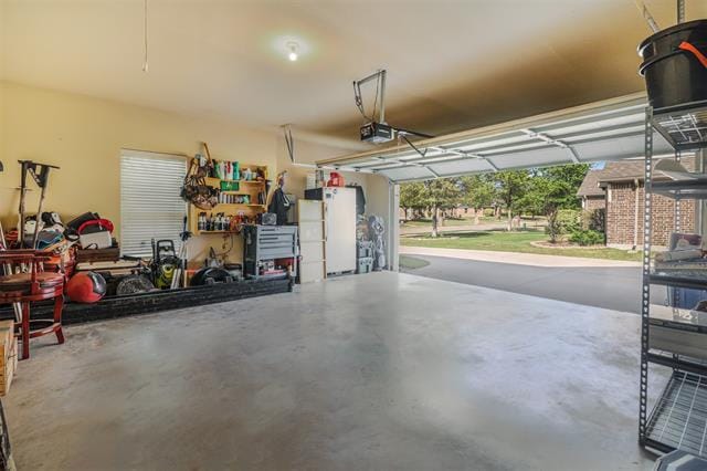 Building Photo - 230 Sandy Way