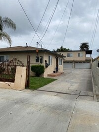 Building Photo - 1453 W 108th St