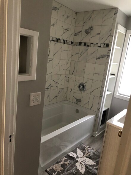 Bathroom - 81 Lincoln Blvd