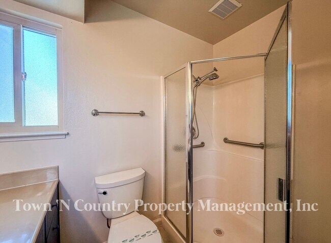Building Photo - 26142 Carmel Knolls Dr