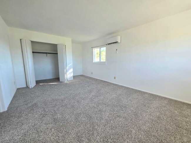 Building Photo - 3279 Lunar Dr