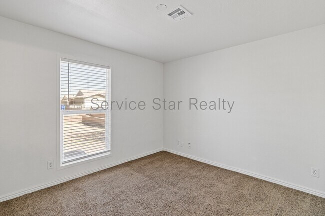 Building Photo - 7737 W Hazelwood St