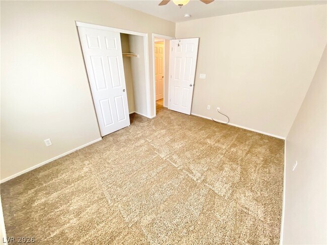 Building Photo - 1015 Maple Pines Ave