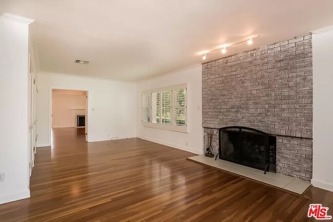 Building Photo - 955 Harvard St