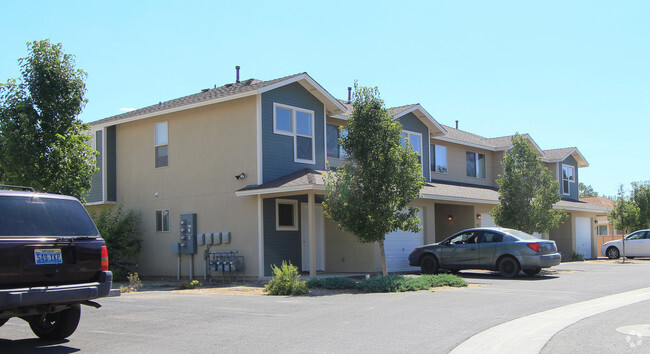 Building Photo - Fernley Gardens