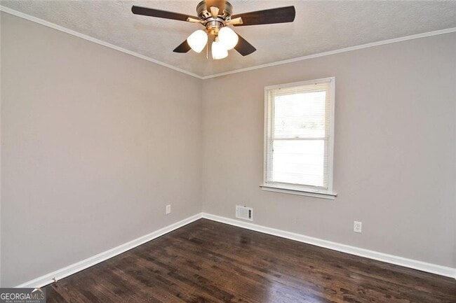Building Photo - 86 Regency Way SE