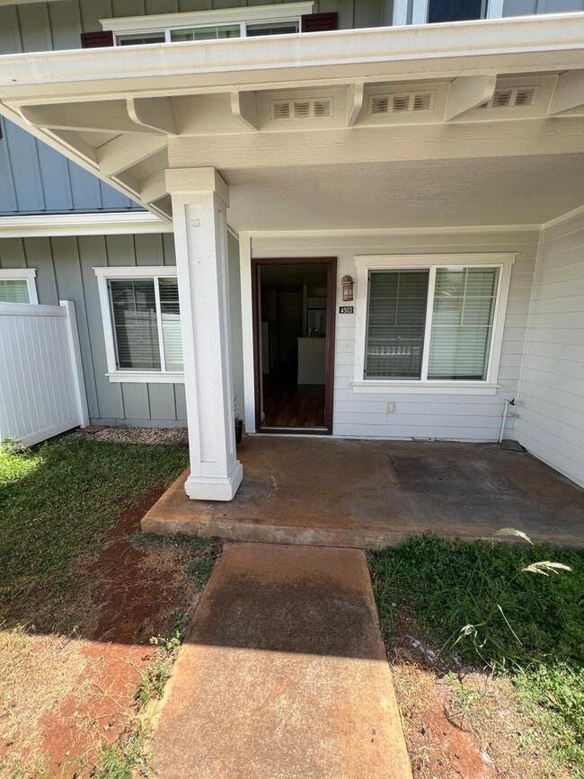 Building Photo - Spinnaker Townhouse $3250.00! 2 Story 3bd ...