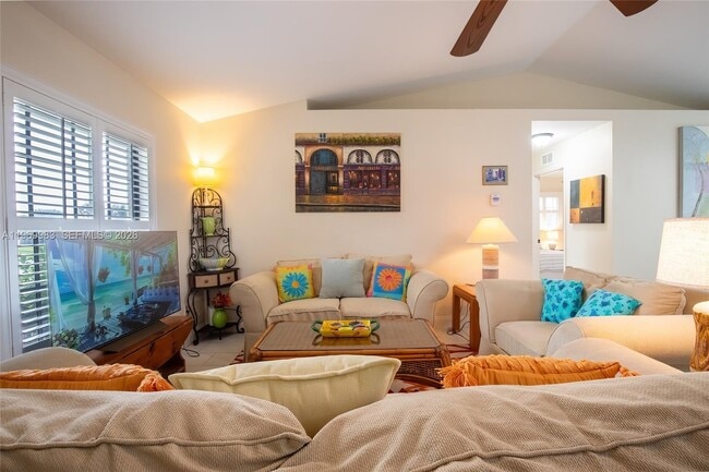 Building Photo - 36 Quail Roost Rd