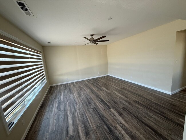 Building Photo - Charming Home In Central Fairfield