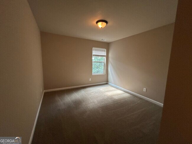 Building Photo - 150 Cypress Ct