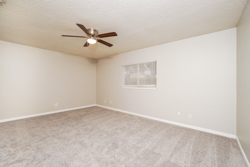 Building Photo - 8339 Morning Grove