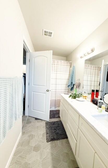 Building Photo - 2375 SE Kelby Cir