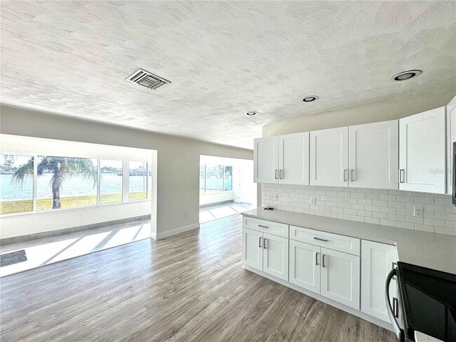 Building Photo - 535 173rd Ave