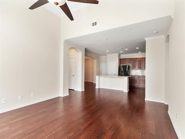 Building Photo - 1020 Texas St