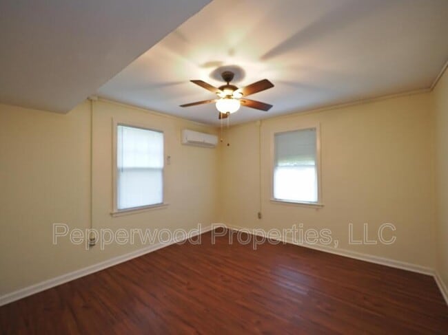 Building Photo - 334 W Hampton Ave