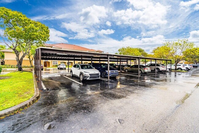 Building Photo - 230 SW 117th Terrace