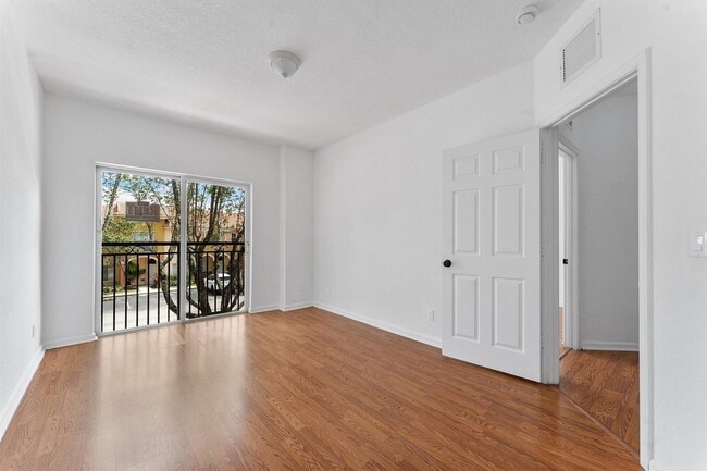 Building Photo - 1407 S Santa Catalina Cir