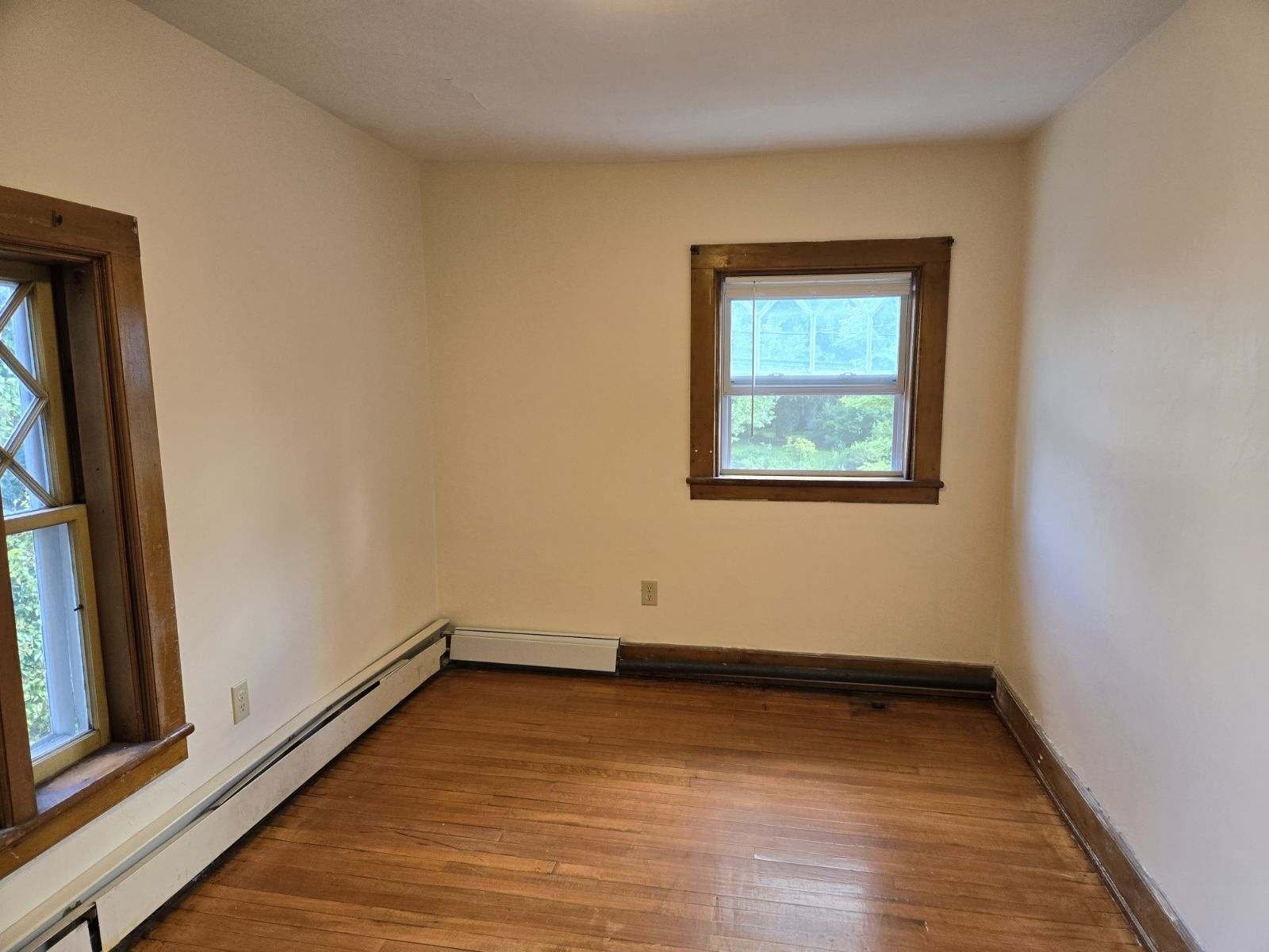 Building Photo - 78 Elm St