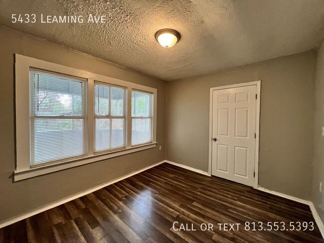 Building Photo - 5433 Leaming Ave