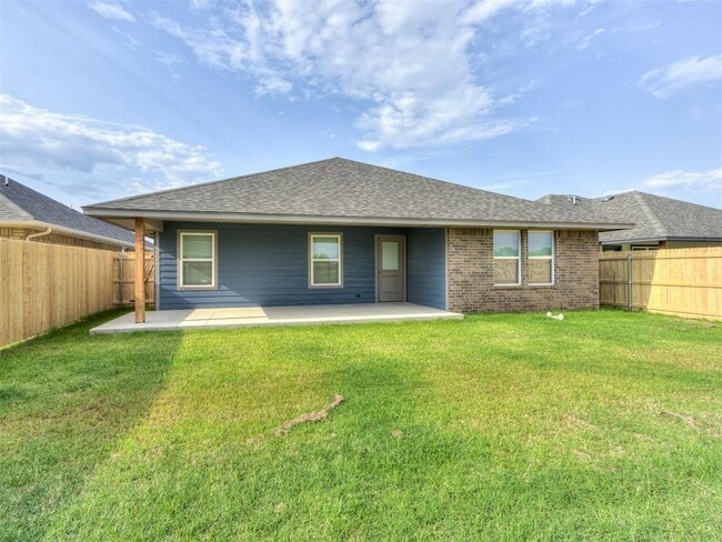 Building Photo - 10653 SW 18th St