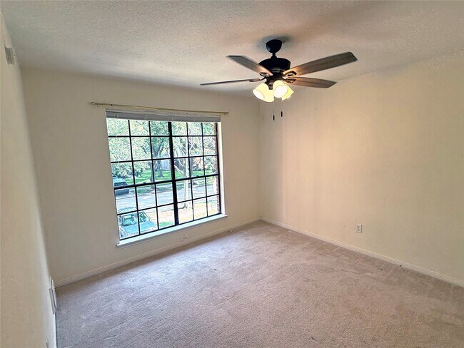 Building Photo - 3342 Oak Branch Ln