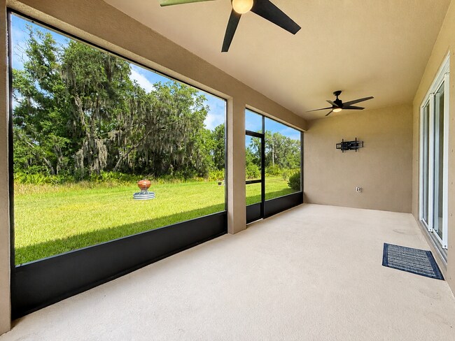 Building Photo - 12544 Shining Willow St