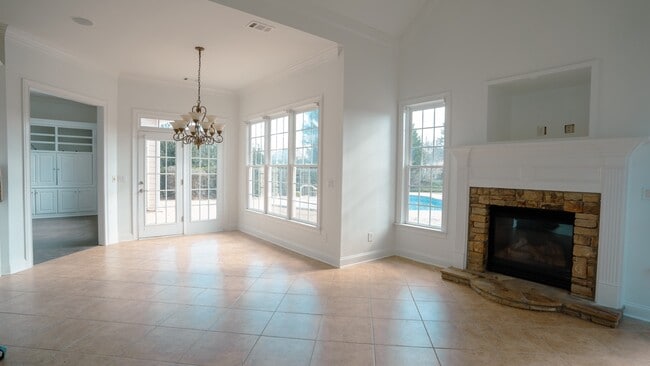 Building Photo - 2939 Heart Pine Way NE
