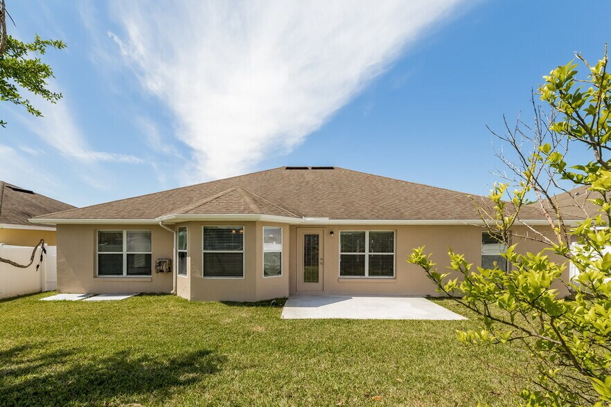 Building Photo - 2080 Antler Dr