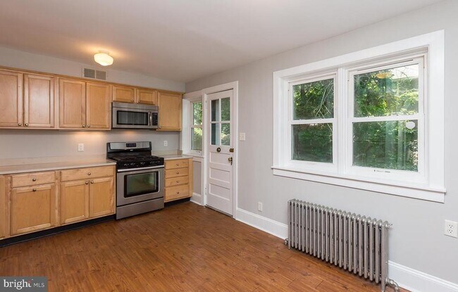 Building Photo - 337 Righters Mill Rd