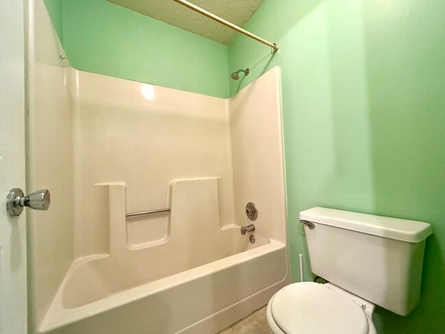Building Photo - 1210 Somersby Ln