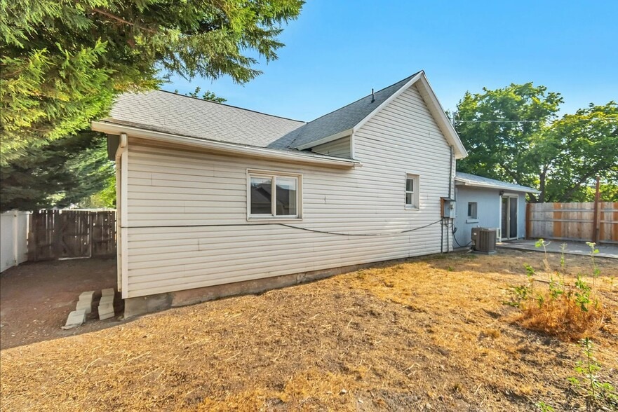 Building Photo - 2246 W 7000 S